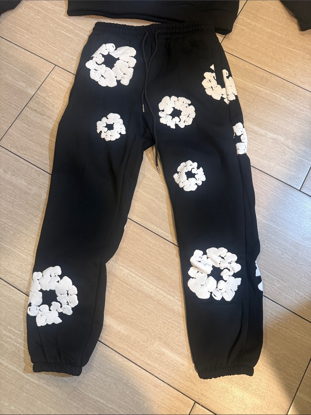 Denim Tears Black Floral Print Hoodie & Jogger set - Picture 3 of 5